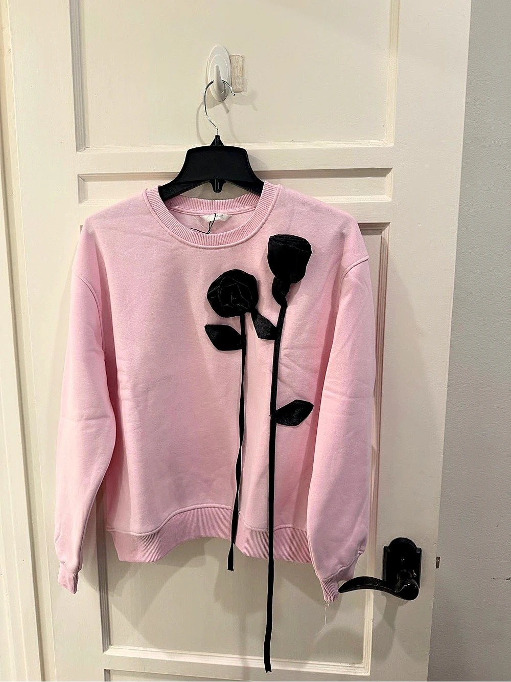 ZARA Rose Detail Sweatshirt in Pink Size Medium NWT